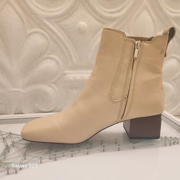 Franco Sarto" Waxton" Leather Boots. NWT. No box. Size 9 - Picture 2 of 10